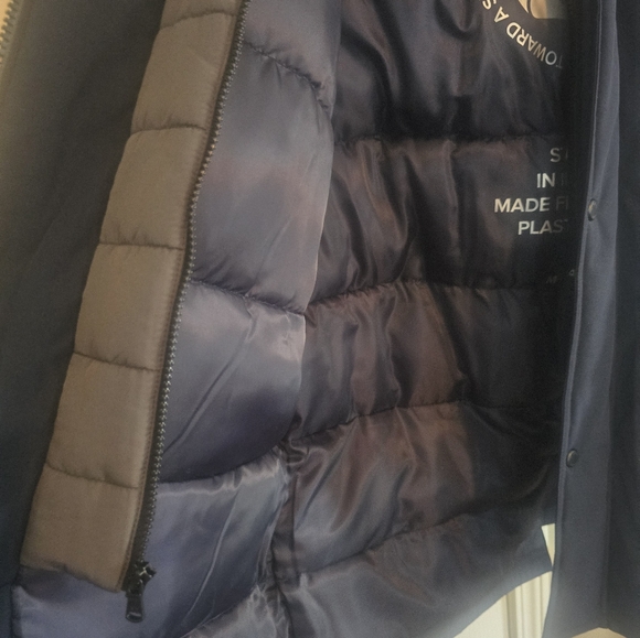 Men’s Michael Kors winter jacket water resistant - Picture 11 of 16